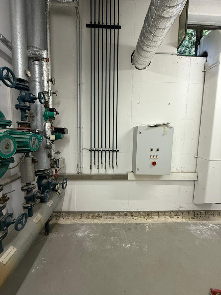 Estrichabbruch,-Sinterschicht-schleifen,-Rissband-(2)