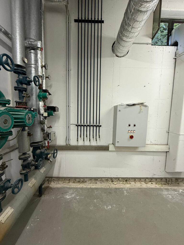 Estrichabbruch,-Sinterschicht-schleifen,-Rissband-(3)